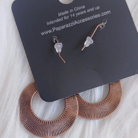 Paparazzi Rustic Copper Circle Earrings - Picture 5 of 6